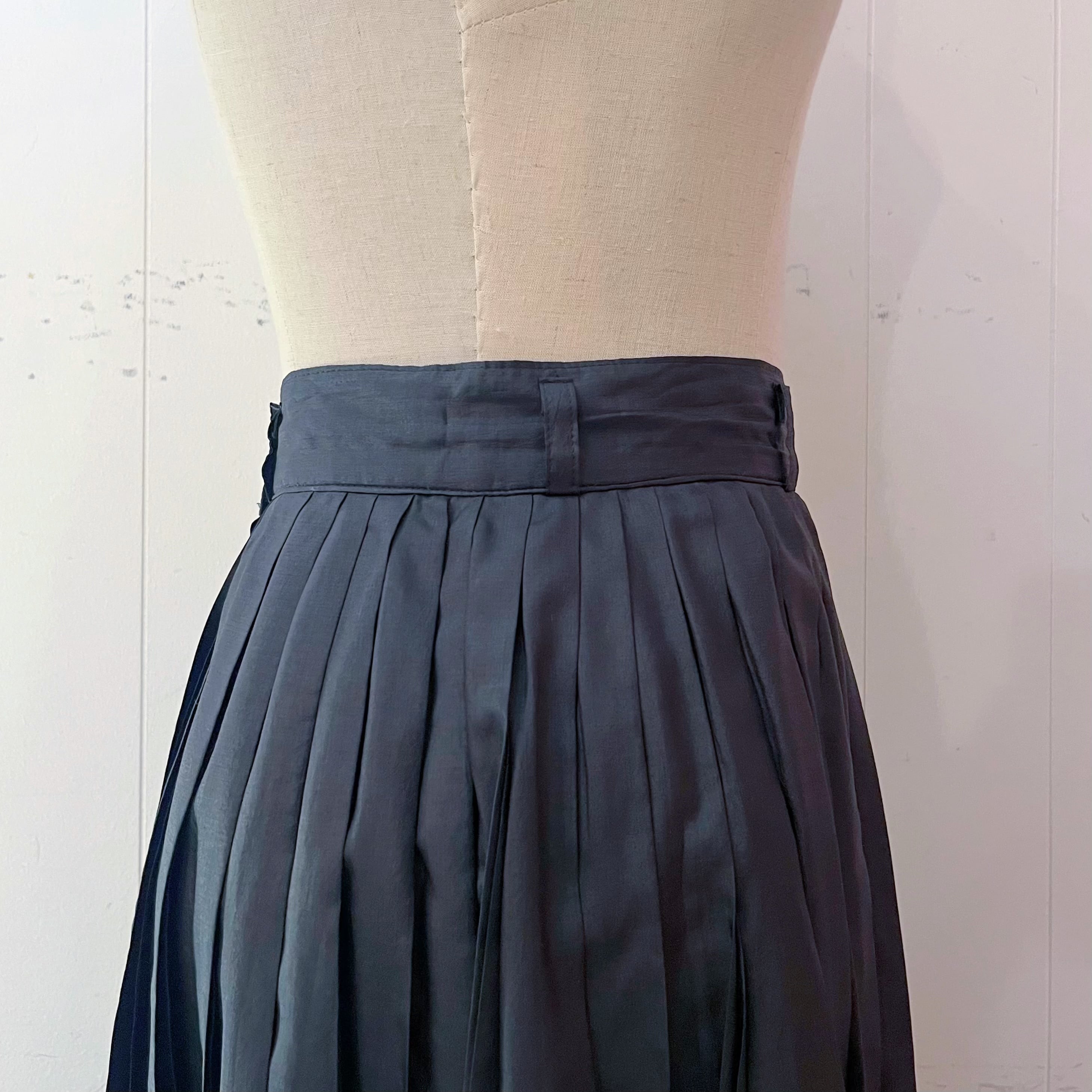 black crisp polyester pleats skirt