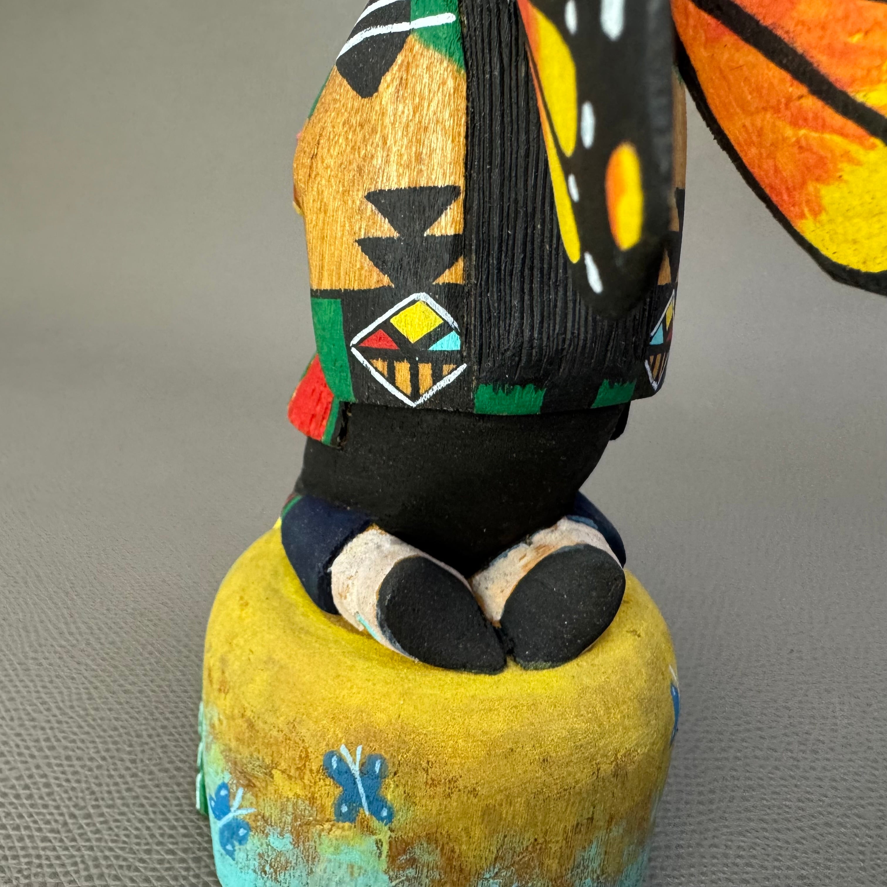 HOPI(ホピ)族 John David, Sr作 butterfly Maidenカチーナドール