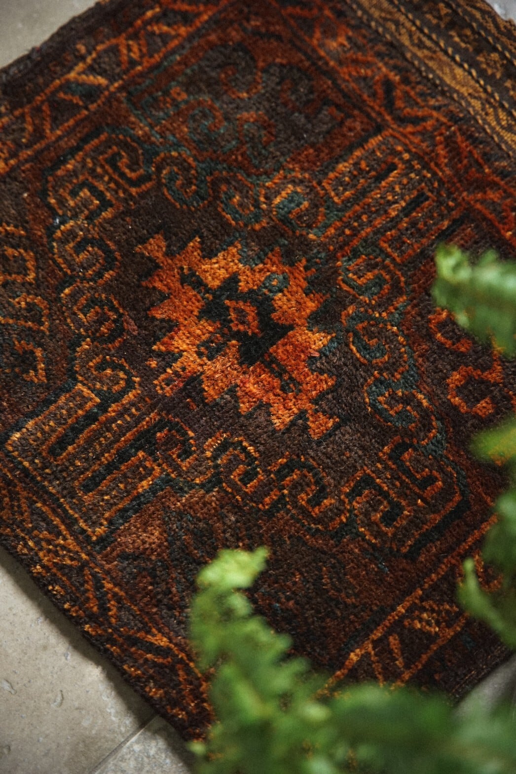 489-Semi Antique Baluch rug