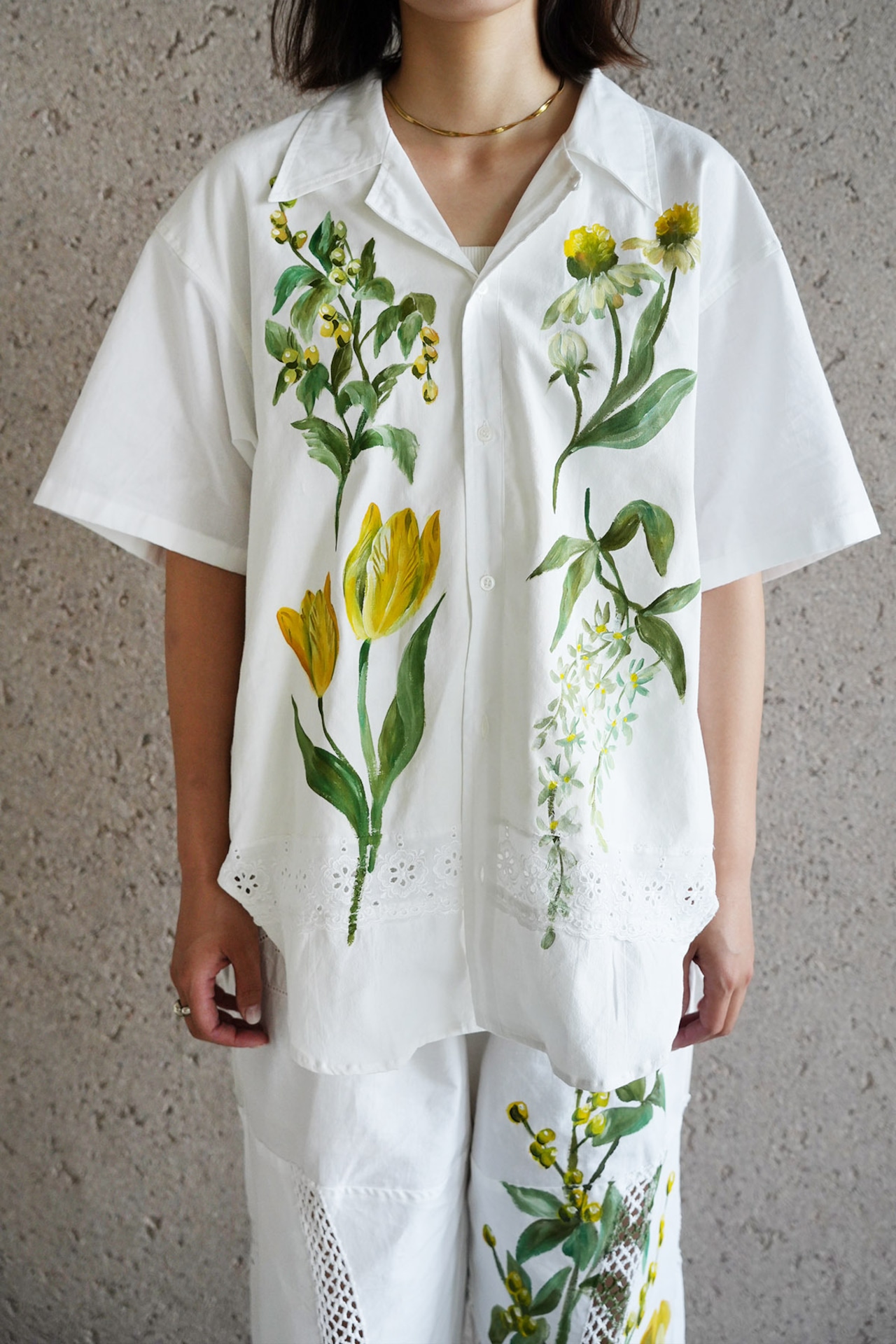 lace open collar shirt white yellow