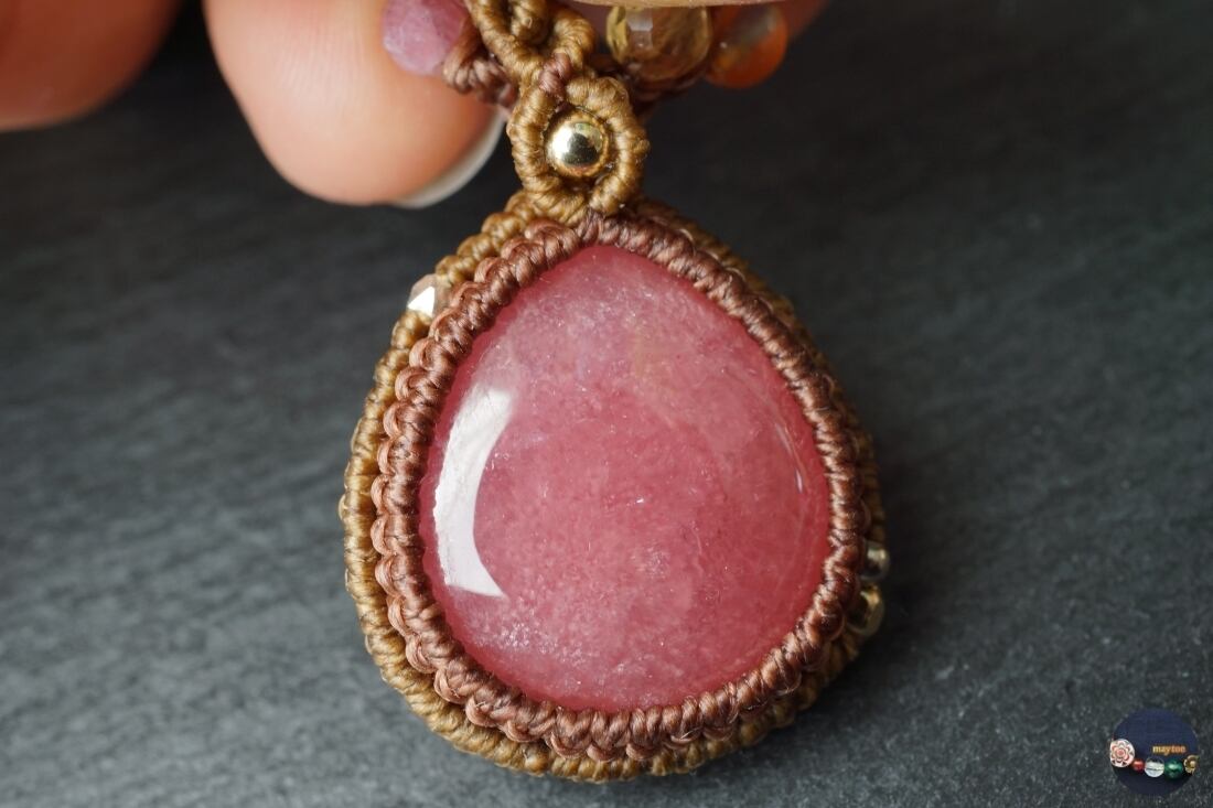 インカローズ　マクラメネックレス インカローズ（アルゼンチン産）ロードクロサイト マクラメ編み