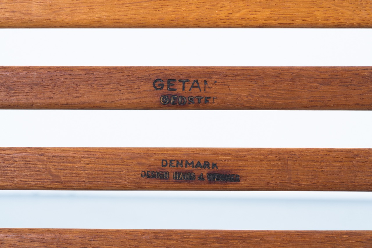 Hans J Wegner |  GE290S Ottoman