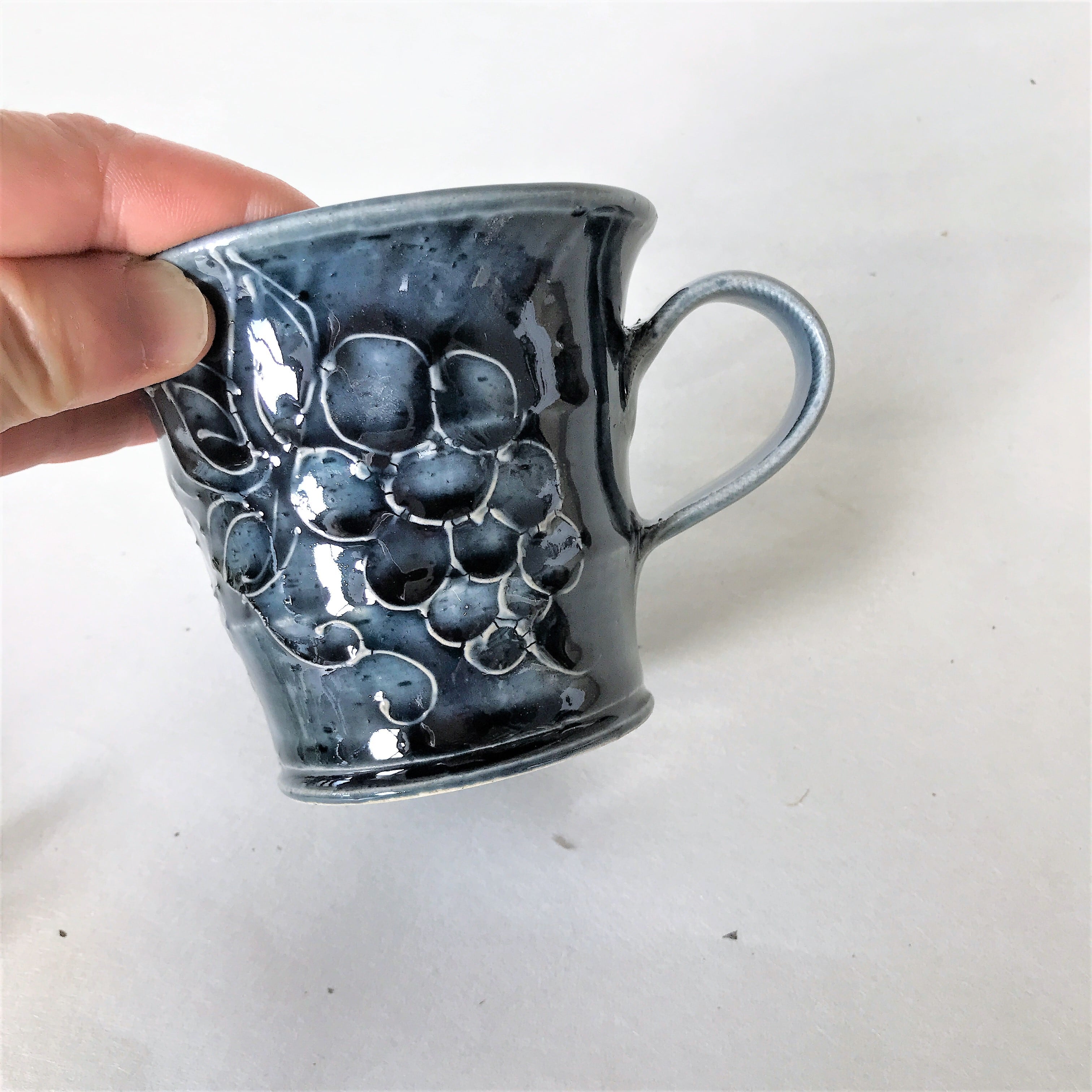 ルリエフ　葡萄  マグカップ