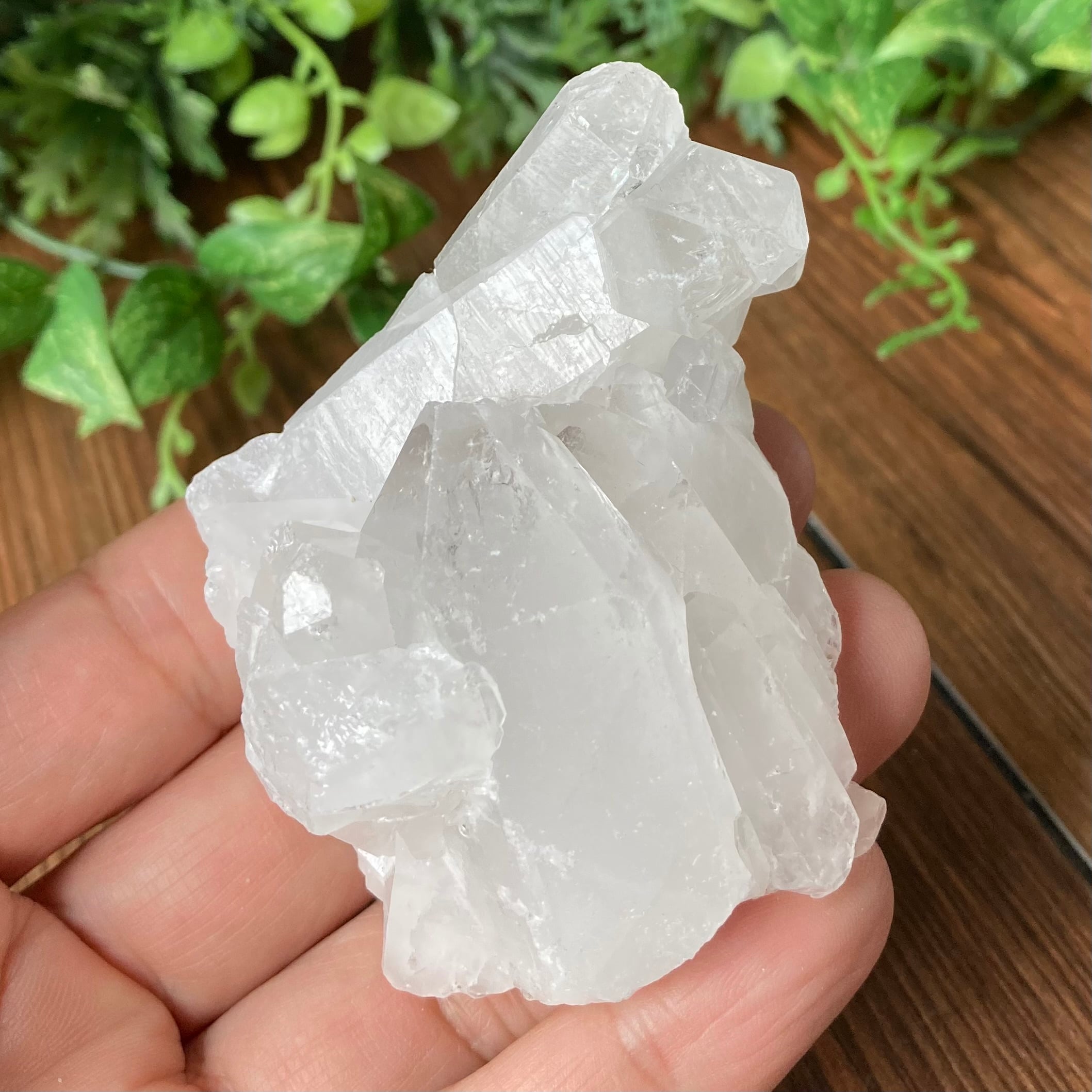 災いを除ける万能の石/上質水晶 勾玉/パワーストーン/天然石 災いを除ける万能の石/上質水晶 勾玉/パワーストーン/天然石