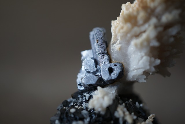 希少形状カルサイト/ガレナ  Calcite/Galena 1074