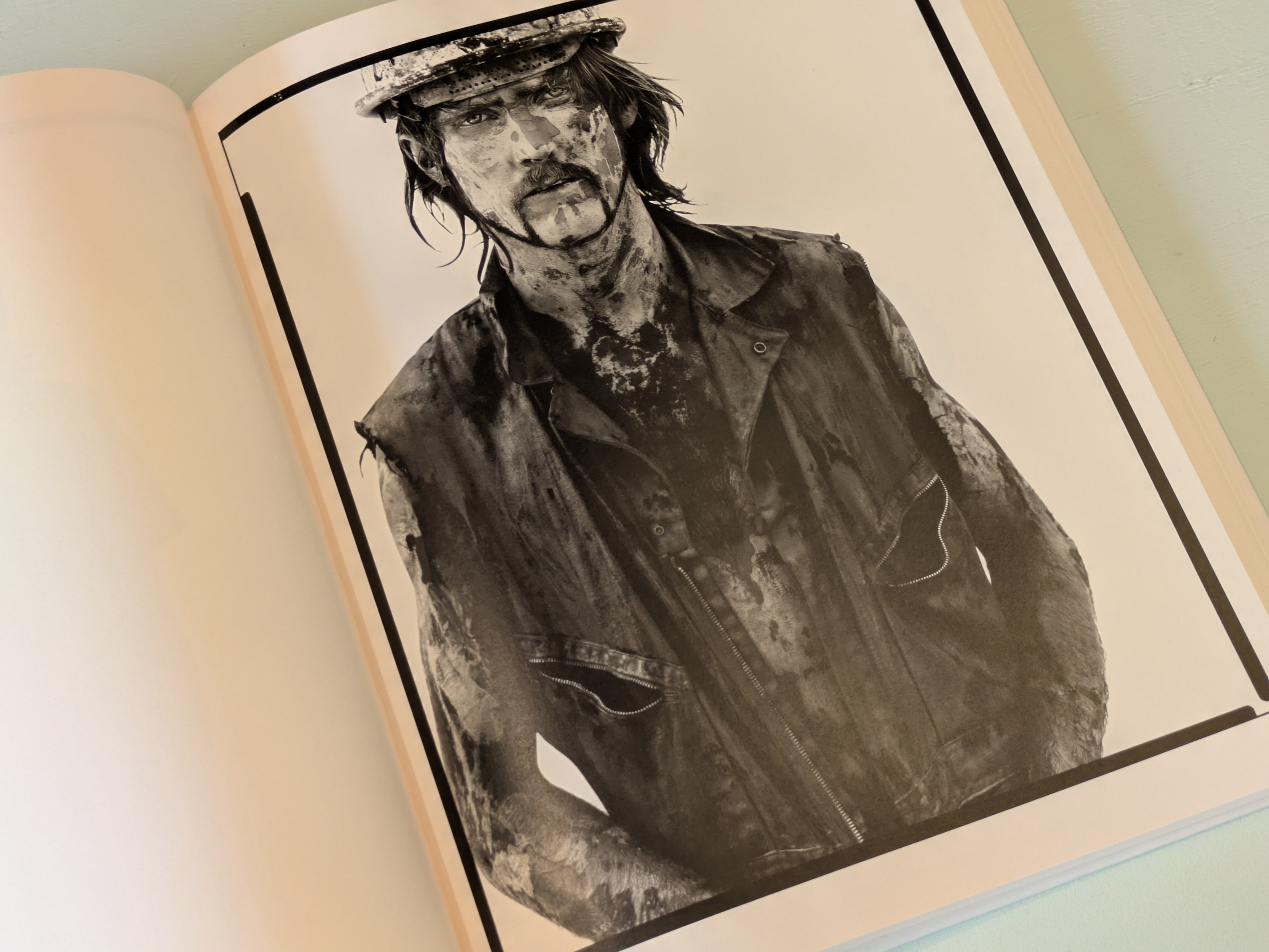 In the American West : 40th Anniversary Edition / Richard Avedon