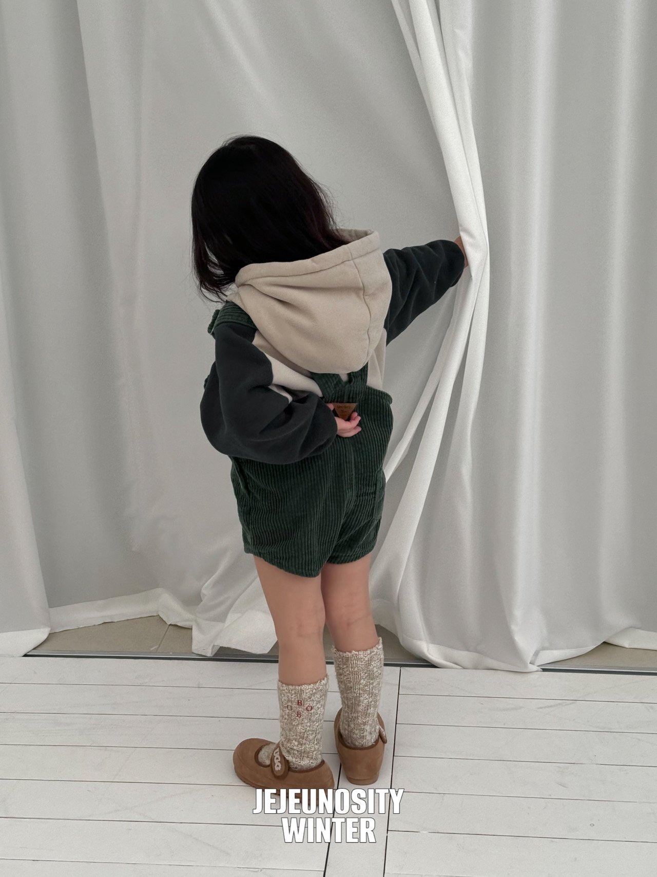 【即納】【JEJEUNOSITY】コーデュロイショートオーバーオール グリーン 80〜120cm 2025 WINTER 韓国子供服 - 4