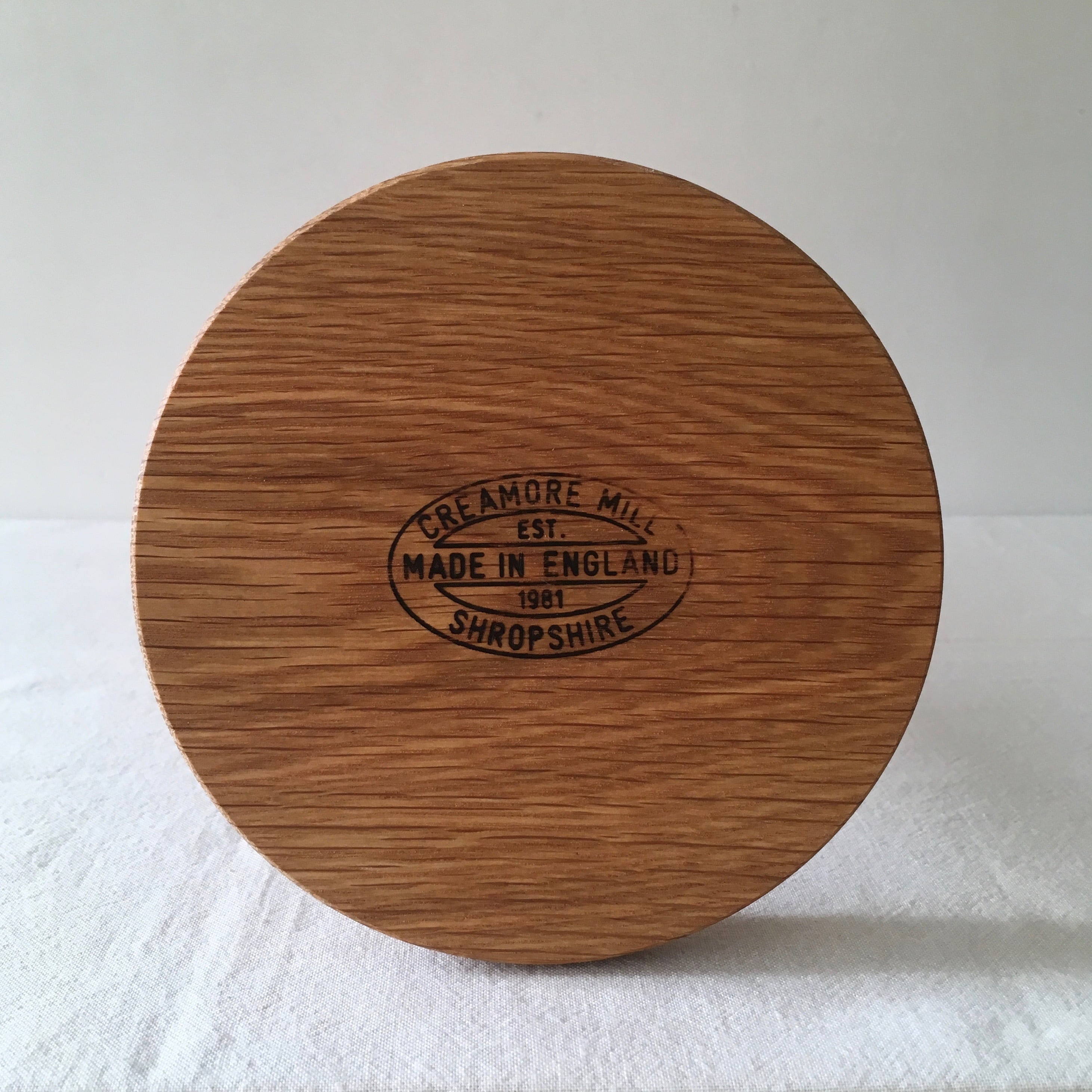 Creamore Mill / kitchen roll stand | 糸と樹 Creamore Mill / kitchen roll stand | 糸と樹
