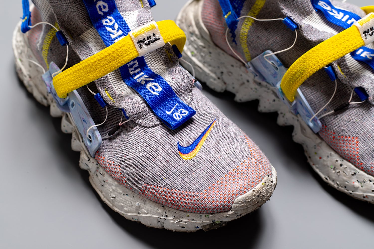 NIKE SPACE HIPPIE 03 | PLAYGROUND | スニーカーショップ