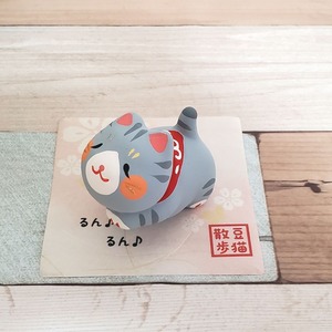 素焼き陶器のにっこりかわいいルンルン子猫(三毛猫・灰猫・茶トラ猫)