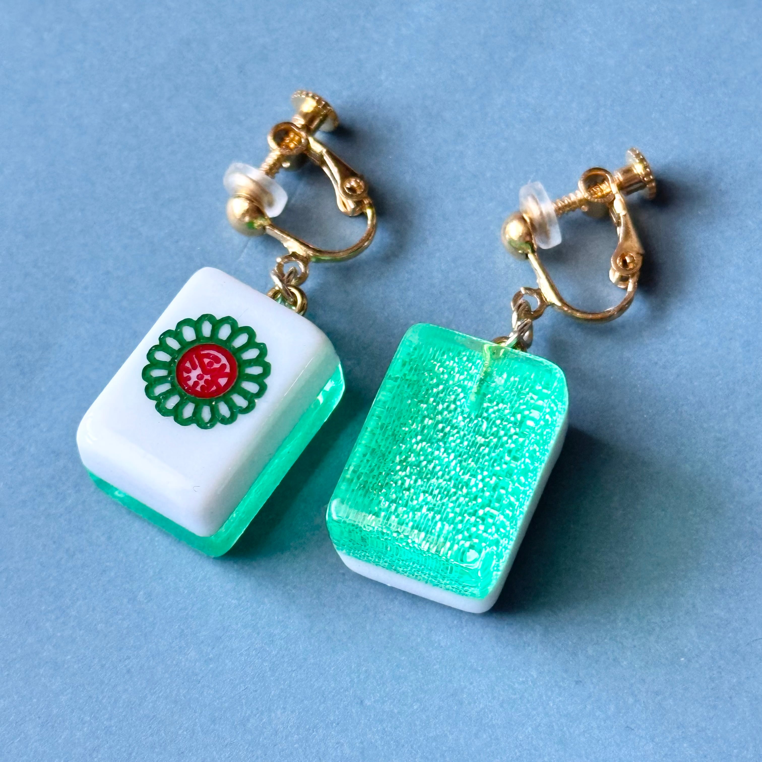 ❁筒子❁ミニ﻿麻雀牌ピアス、イヤリング(239) | ハンドメイドpino