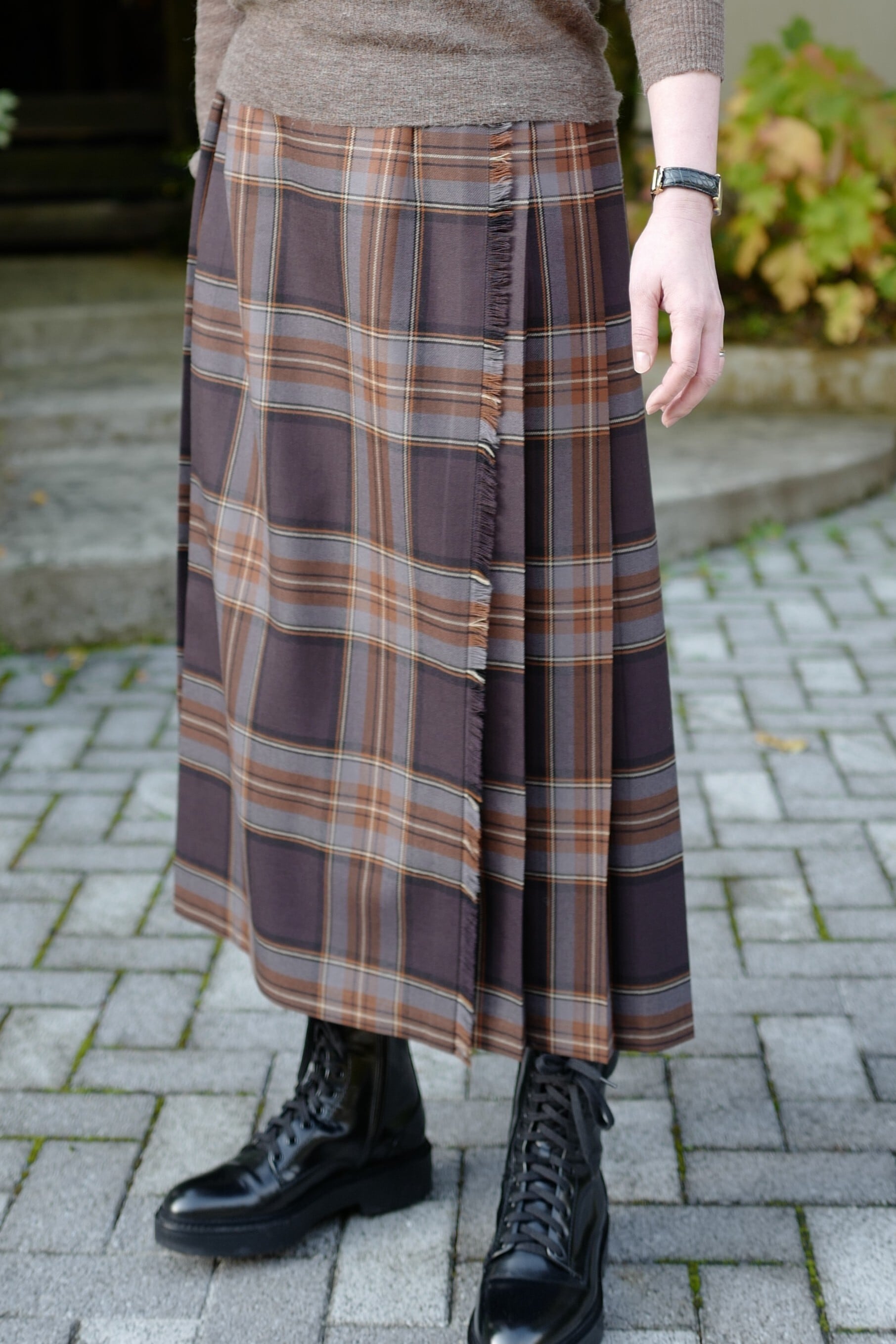 別注＞O'NEIL OF DUBLIN│ウールロングイージーキルト83cm（後ろゴム