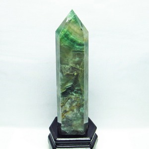 1.8Kg フローライト 蛍石 六角柱 台座付属 ファントム  152-1357