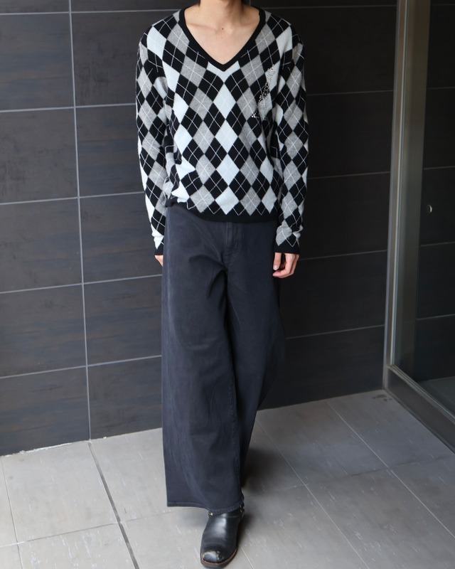 Baggy silhouette denim pants