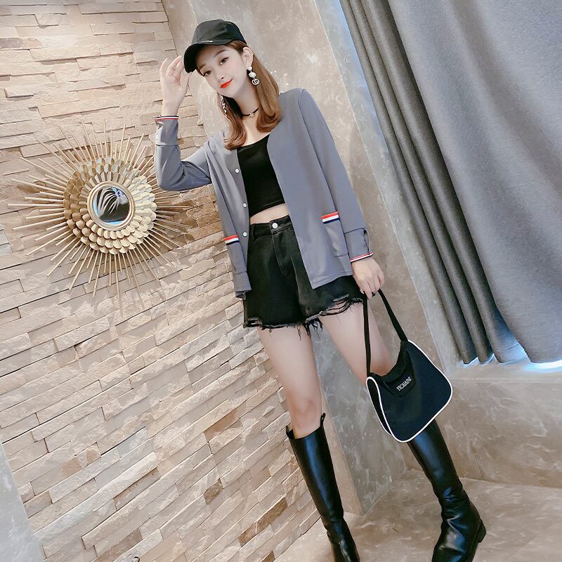 2020年秋新しいプラスサイズの女性のルーズで薄い長袖Tシャツファットシスターmmベリーカバートップで年齢を減らす ミックスインファッション92168160315