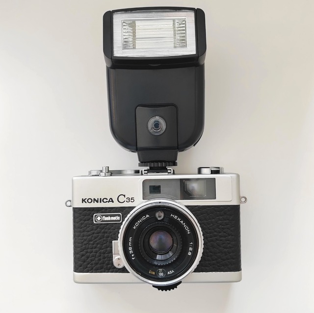 Konica C35 Flashmatic 整備済みフィルムカメラ｜本革抹茶グリーン・3ヶ月保証