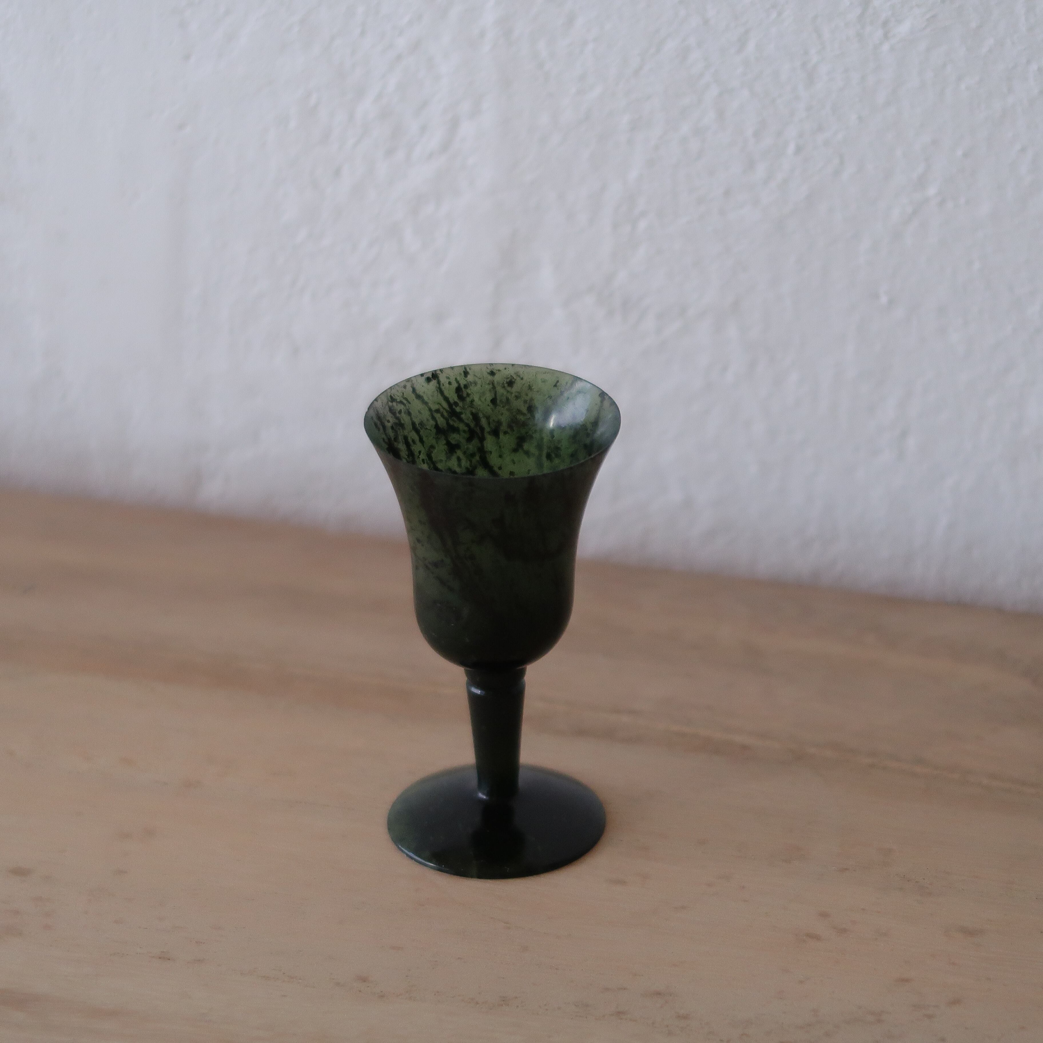 深緑の石の杯 | SUISUI