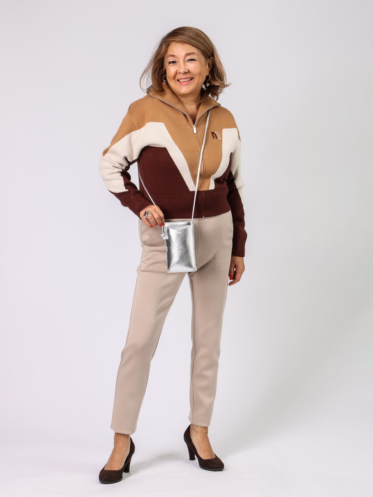 BRAHMIN(スマホポーチ財布)