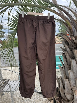 LIFEis 9th anniversary ナイロンセットアップパンツ ￥11,000(12,100)