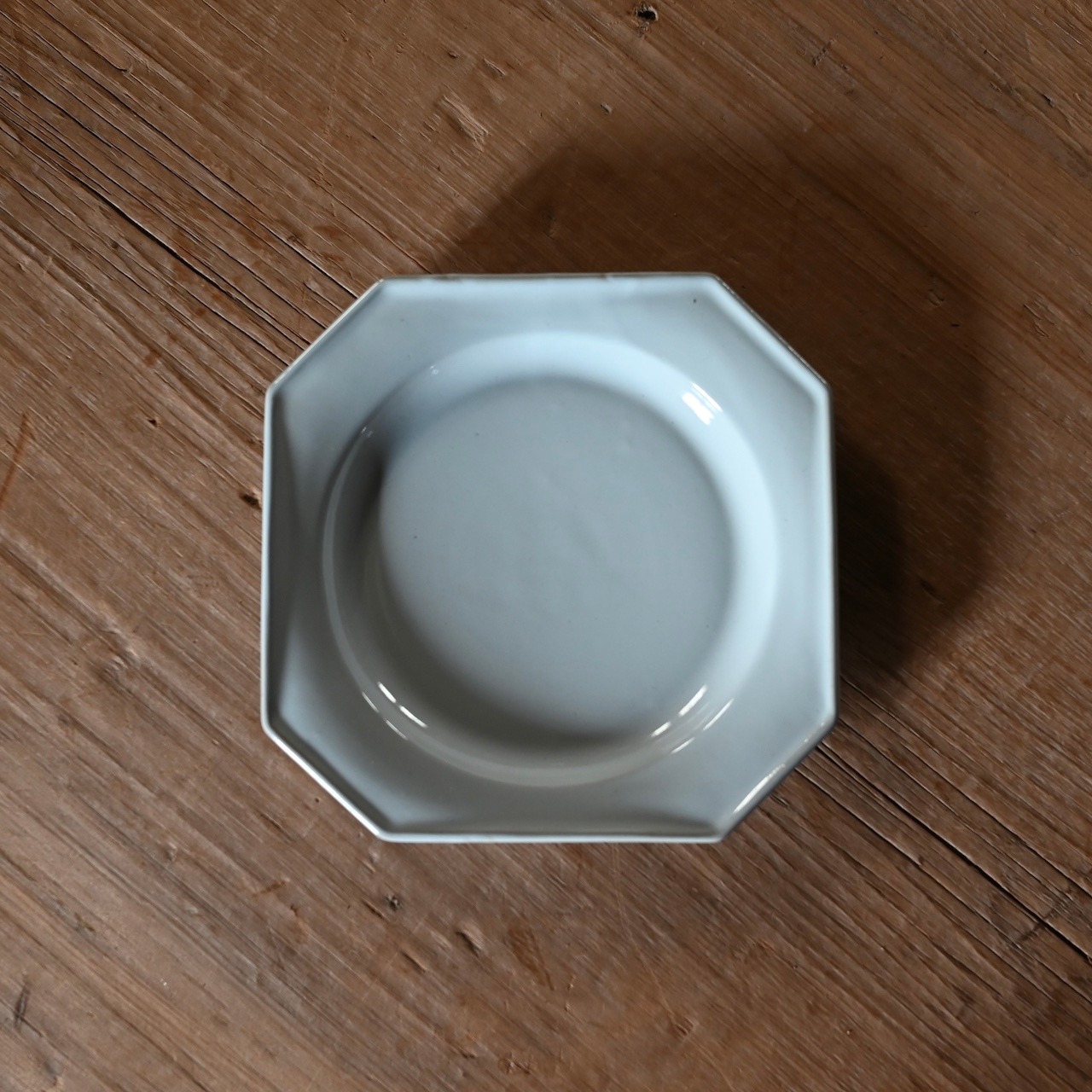 プレート　M〈 陶器・食器・セラミック・カフェ什器・アクセサリートレイ〉
