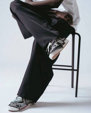 【yoshio kubo】MULTI-LOGO PATCH SHOES