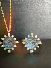 [Taralika] K10YG diamond blue topaz carving necklace