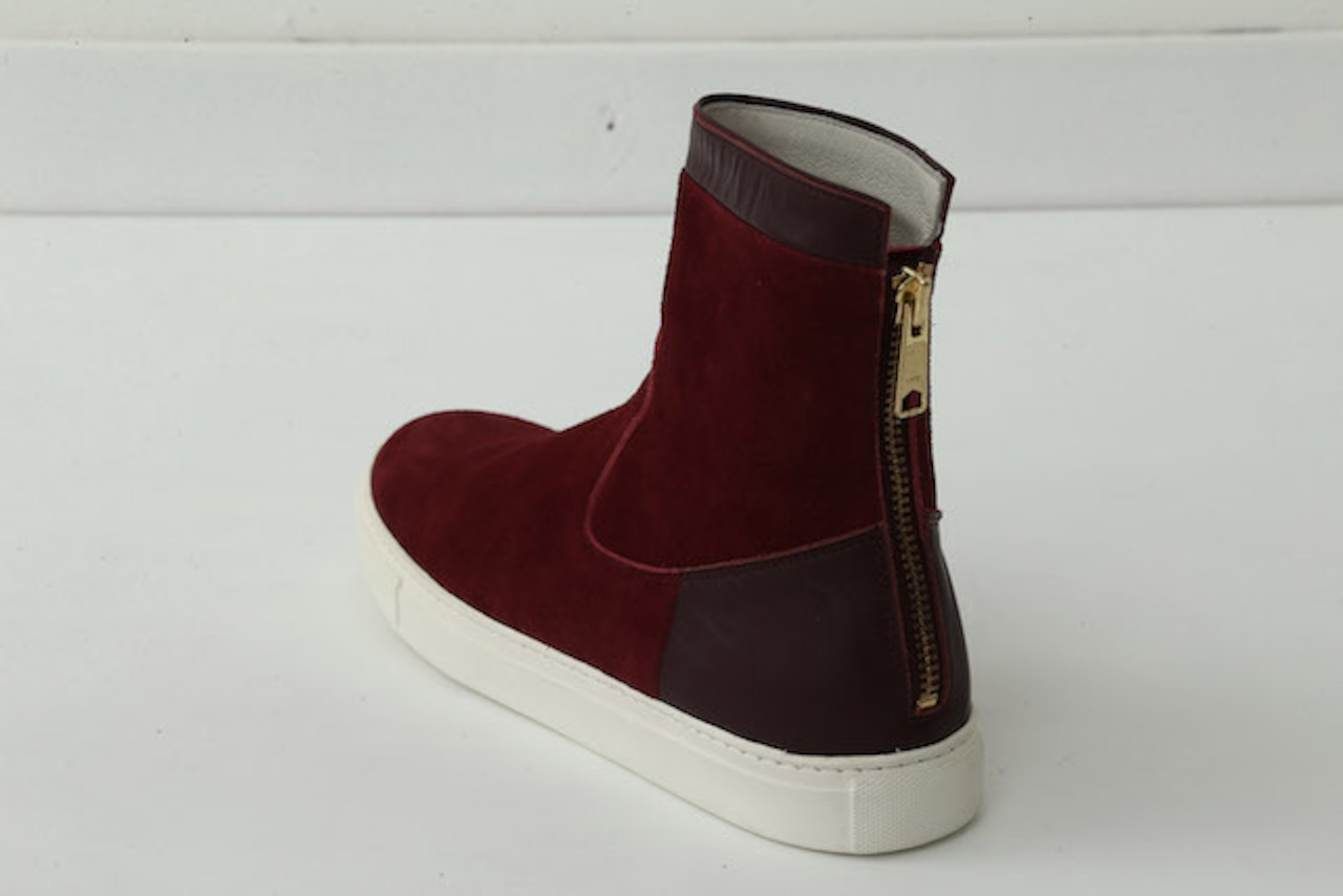 BACK ZIP SNEAKERS (SUEDE)