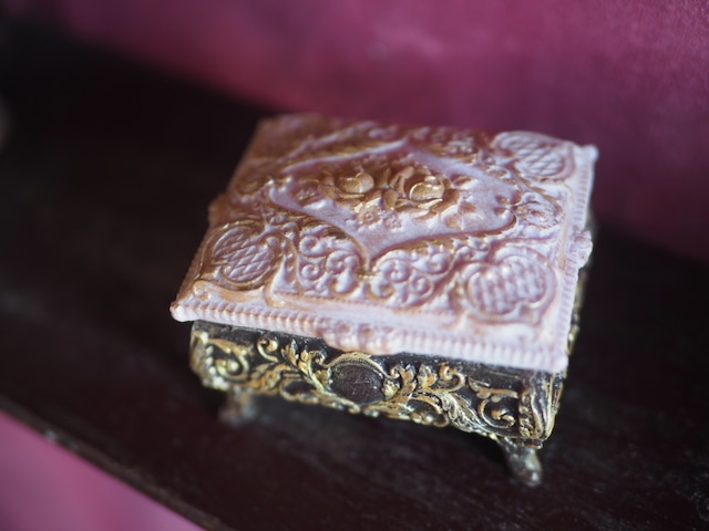 antique jewelry box 5