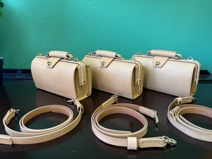 即納　Coniglio +１　ナチュラル　お財布ポシェット