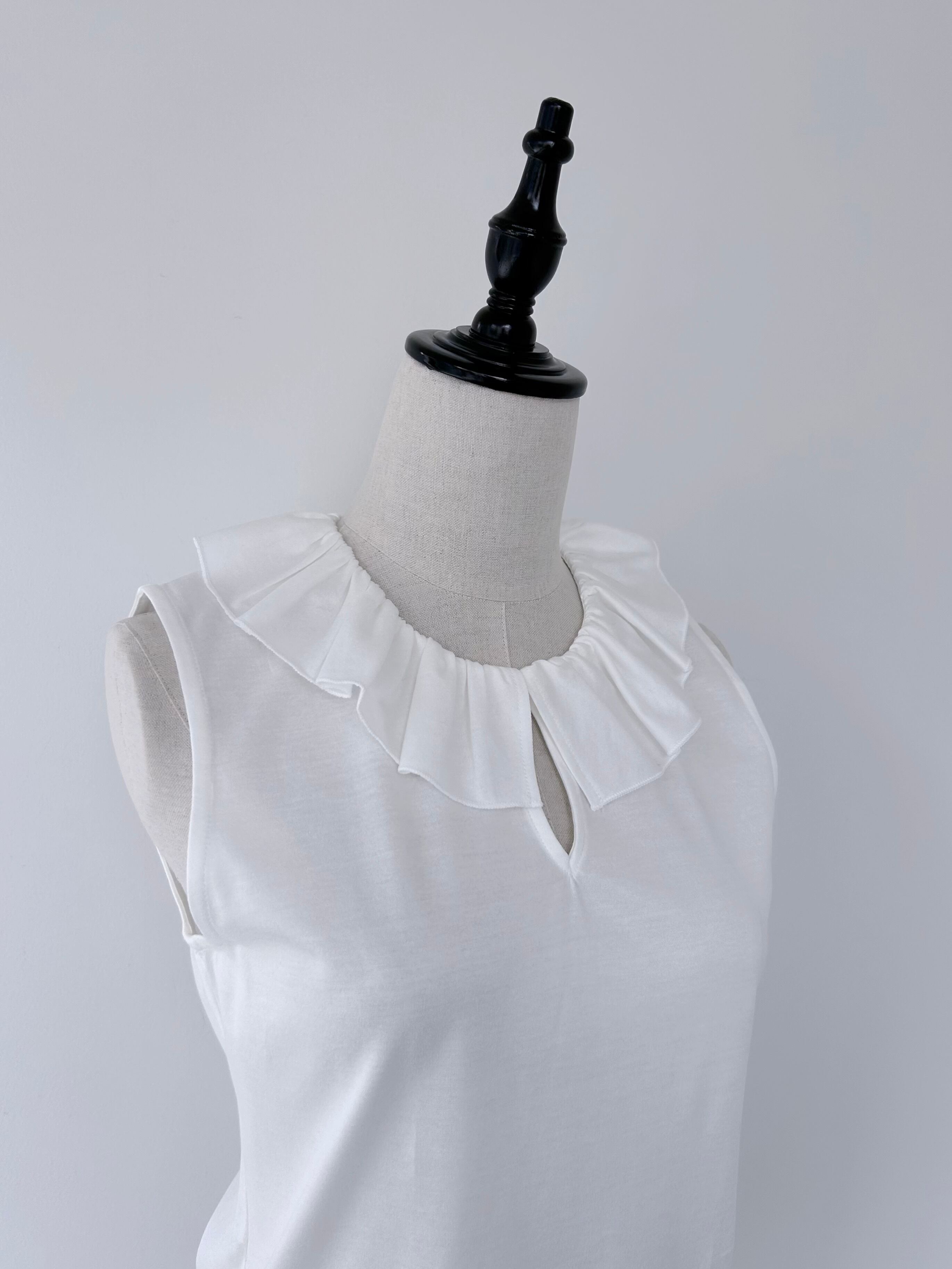 Bilitis dix-sept ans Frill Collar Tops | KOKO