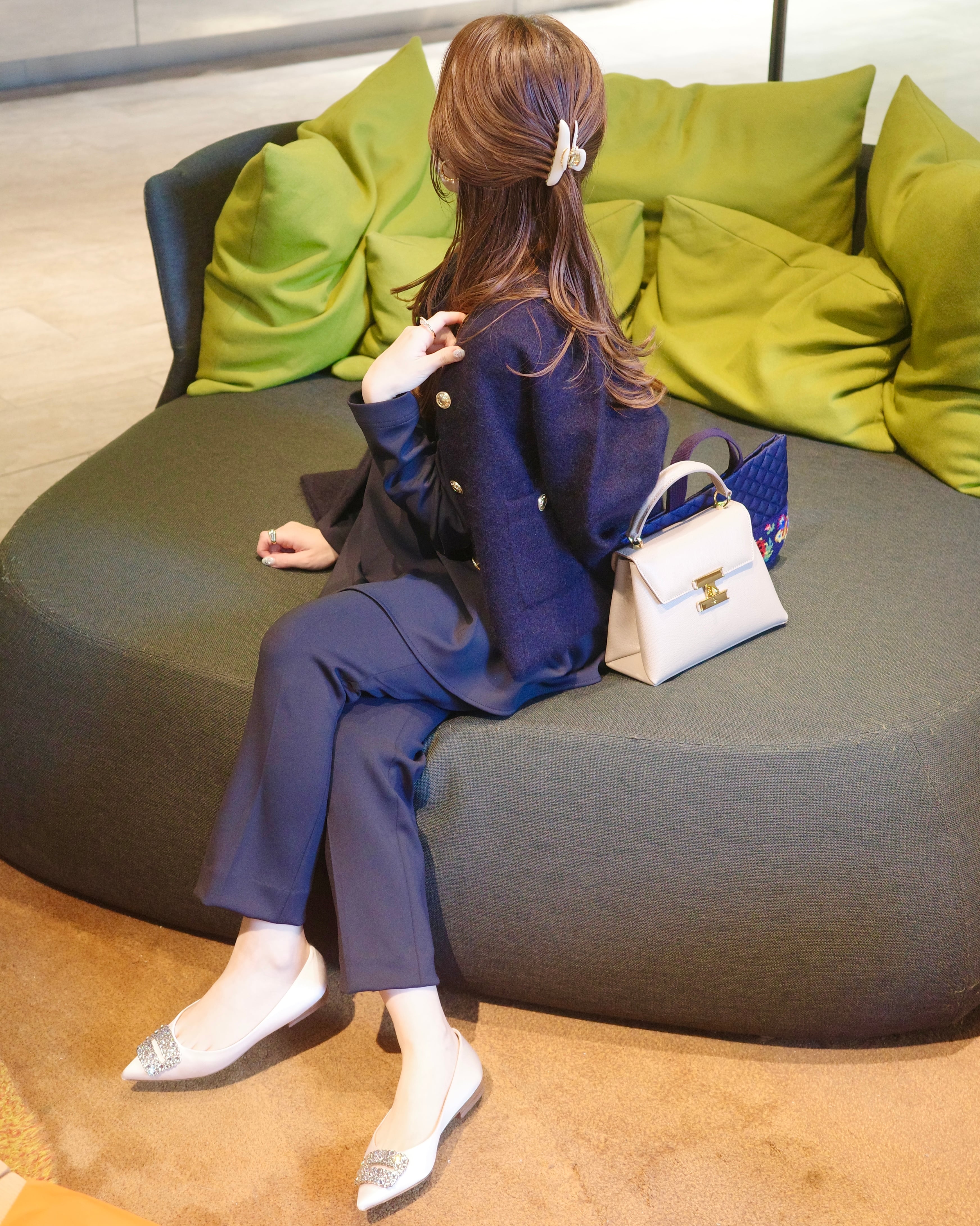 marshmallow ribbon blouse / navy | hitomi