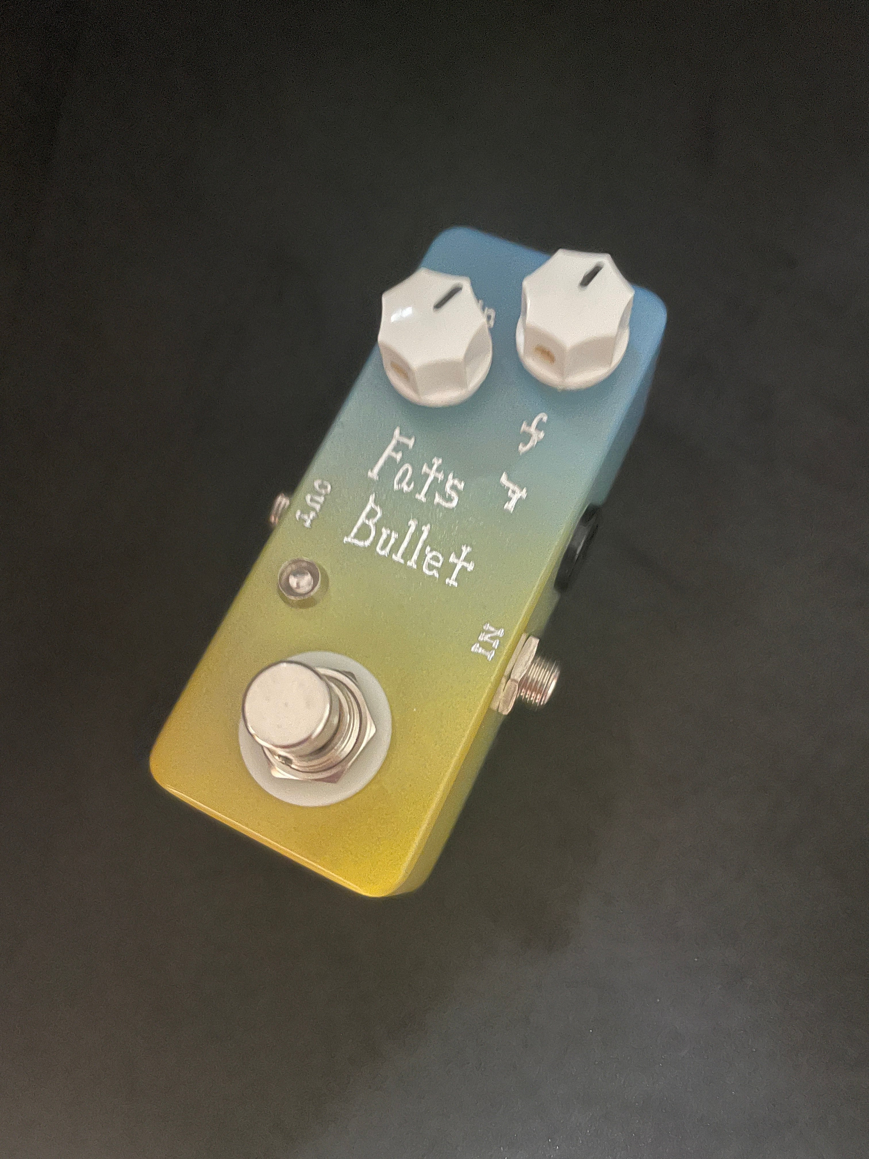 完全オリジナル回路のハンドメイドオーバードライブブランド：Fats