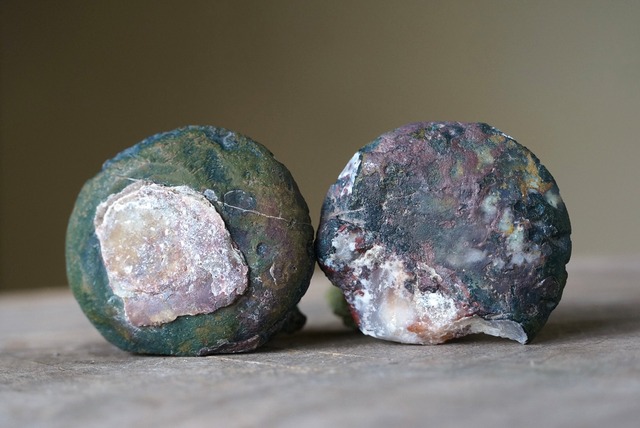 モロッコ産アゲート ペア Moroccan Green-skin Agate ②