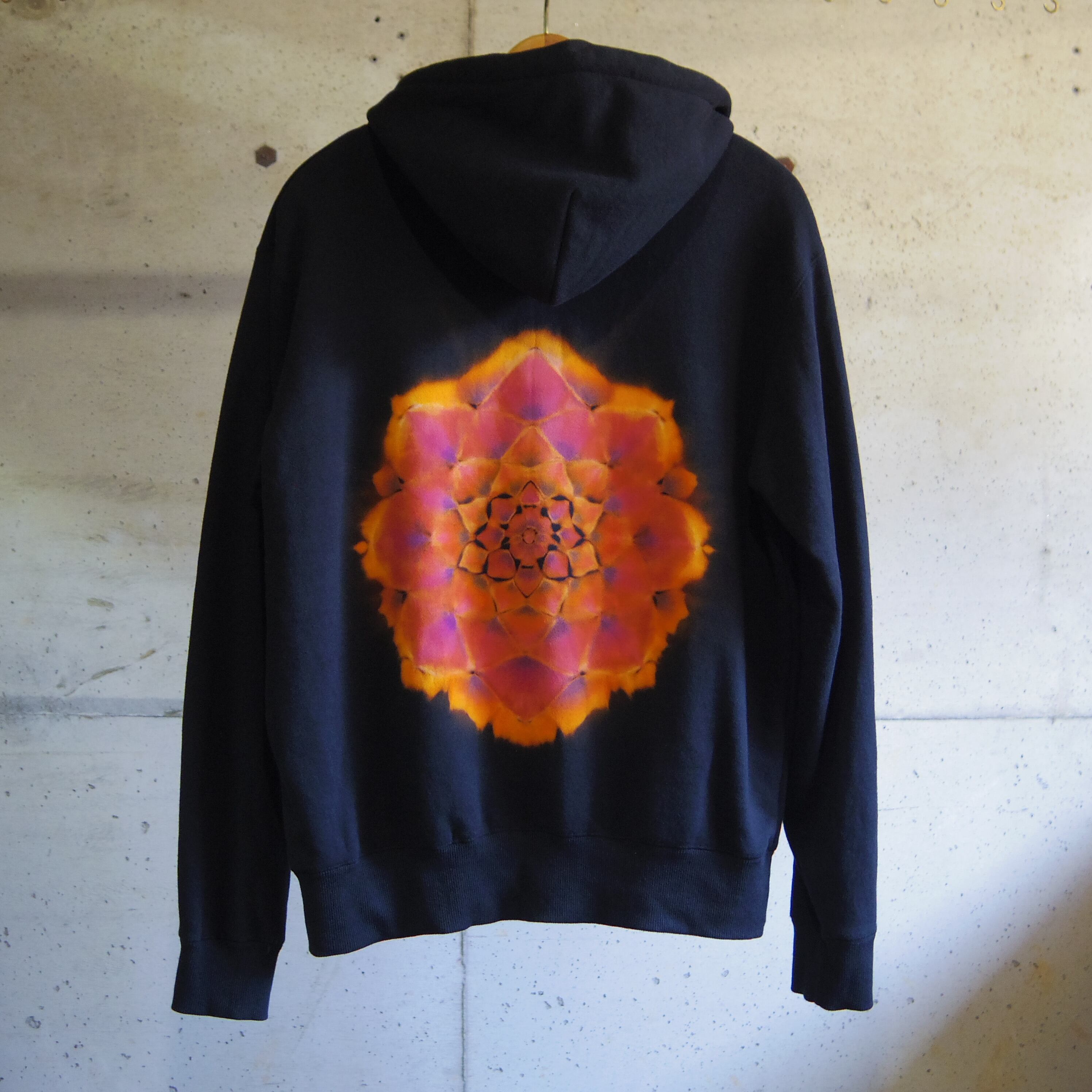 KMRii ケムリ ジップ パーカー ライダース タイダイ 抜染×曼荼羅染め” TIE DYE ZIP PARKA / タイダイ ジップパーカー 《M