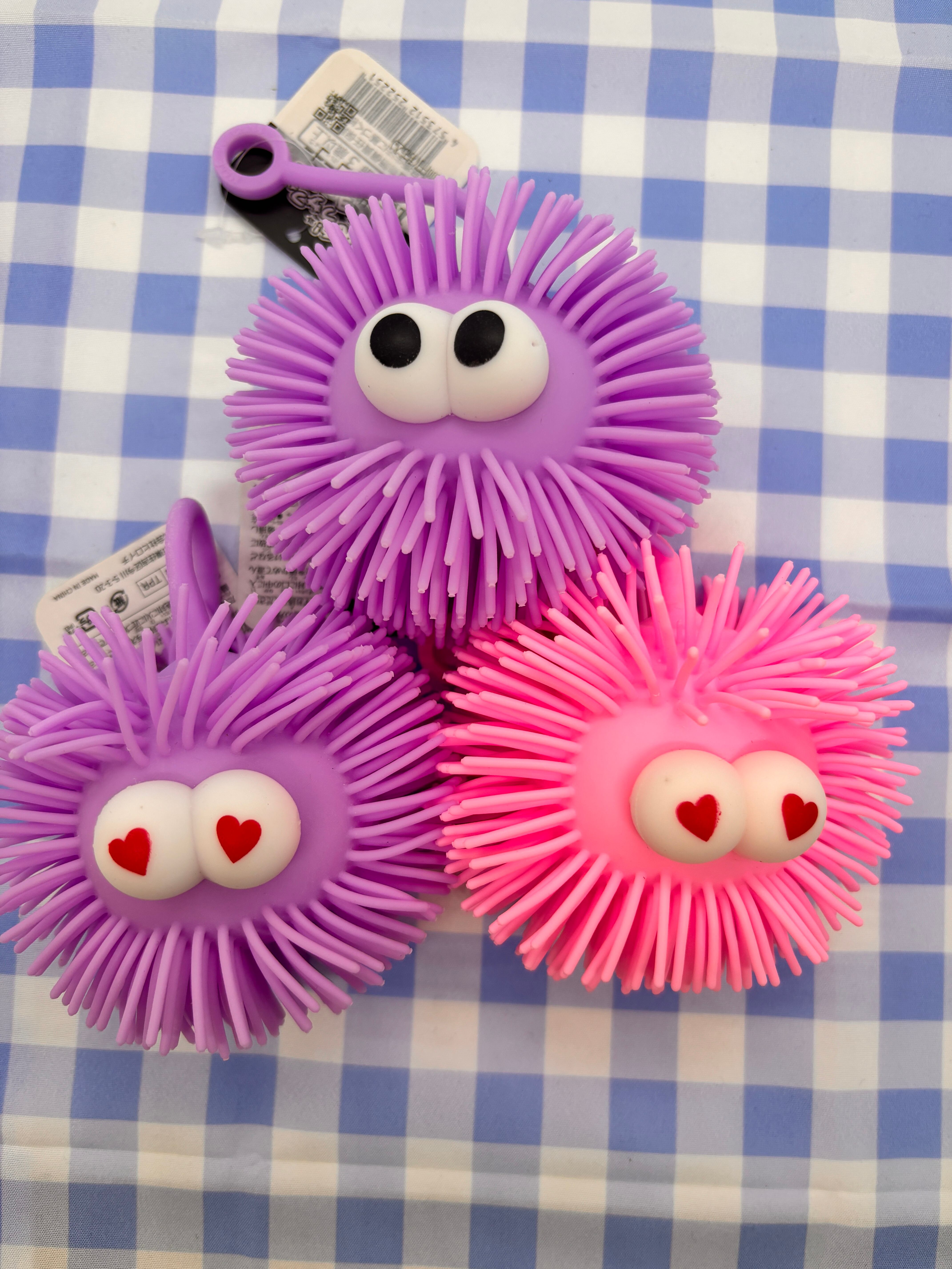 『光るおもちゃ・ヨーヨー』　光る！フサフサヨーヨー　アソートカラー（色の指定不可）