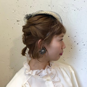 Vintage white mink × black tulle headdress