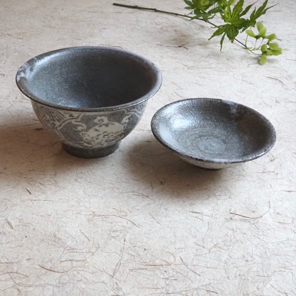 土本訓寛・久美子/象嵌 蓋碗 蝶・蓮華・福寿