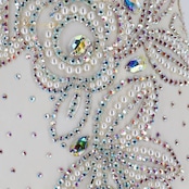 社交ダンス 衣装 スタンダードドレス ワンピース スタンダード 白 リボン 高級感 ROBINHOOD ロビンフッド 綺麗 上品 デモ 競技 ダンス パーティ 発表会 ホワイト系 女性用 美しい 高級スタイル おしゃれ