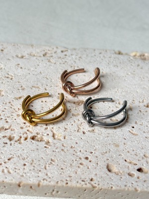 Line knot ring