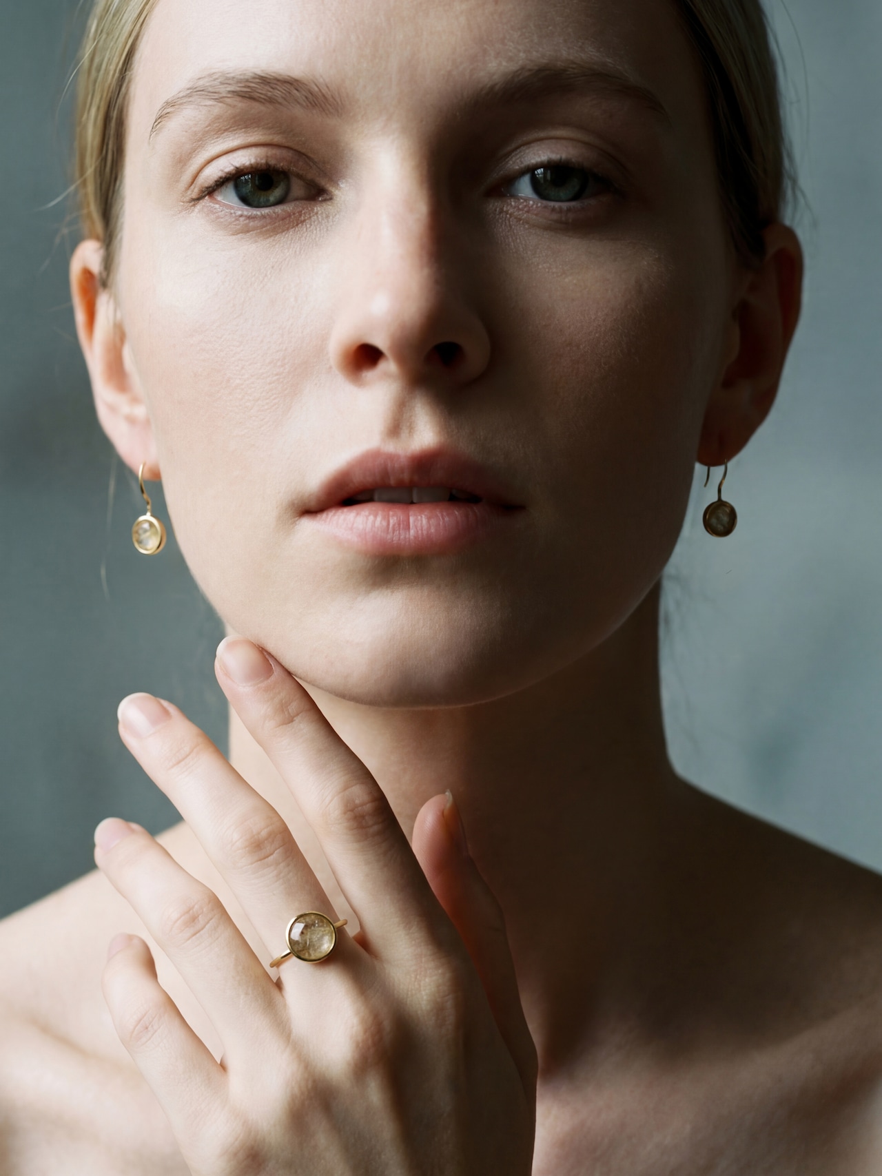 S925 ROUND STONE PIERCE -GOLD RUTILE QUARTZ-
