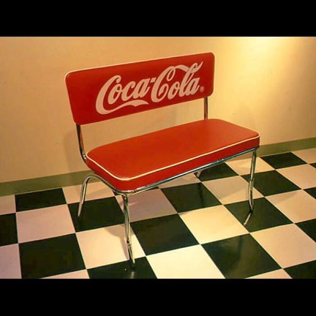 コーラ人気No.1チェア!!アメリカンレトロな長椅子。  COCA-COLA BRAND コカコーラブランド ベンチシート「Coke Bench Seat」 PJ-120C チェア イス 椅子 インテリア 家具 アメリカ雑貨 アメリカン雑貨