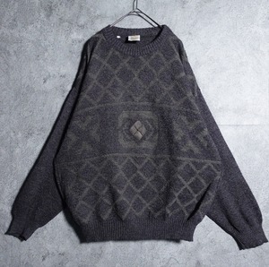 EURO Geometric pattern faux suede design knit