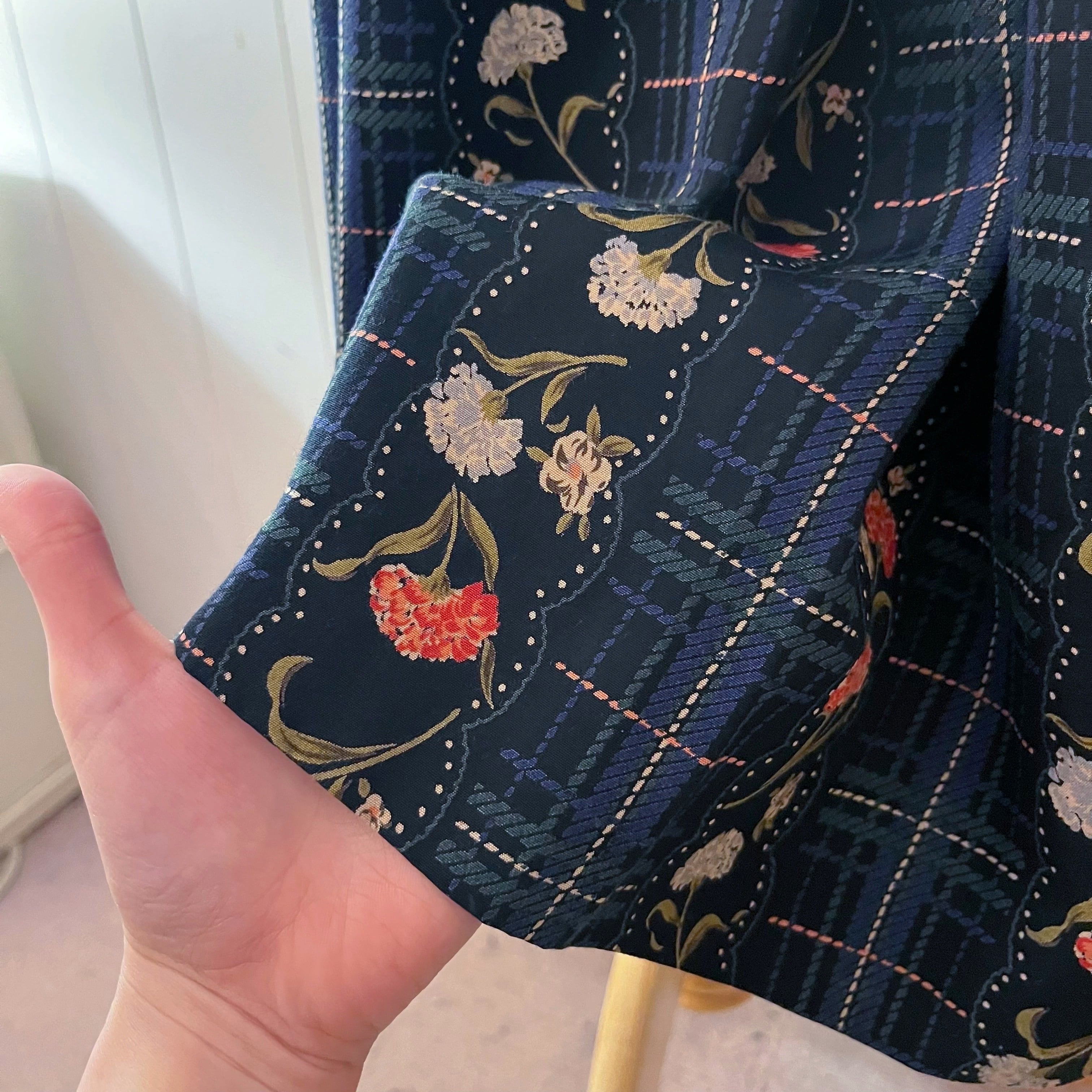 blue check flower tuck skirt