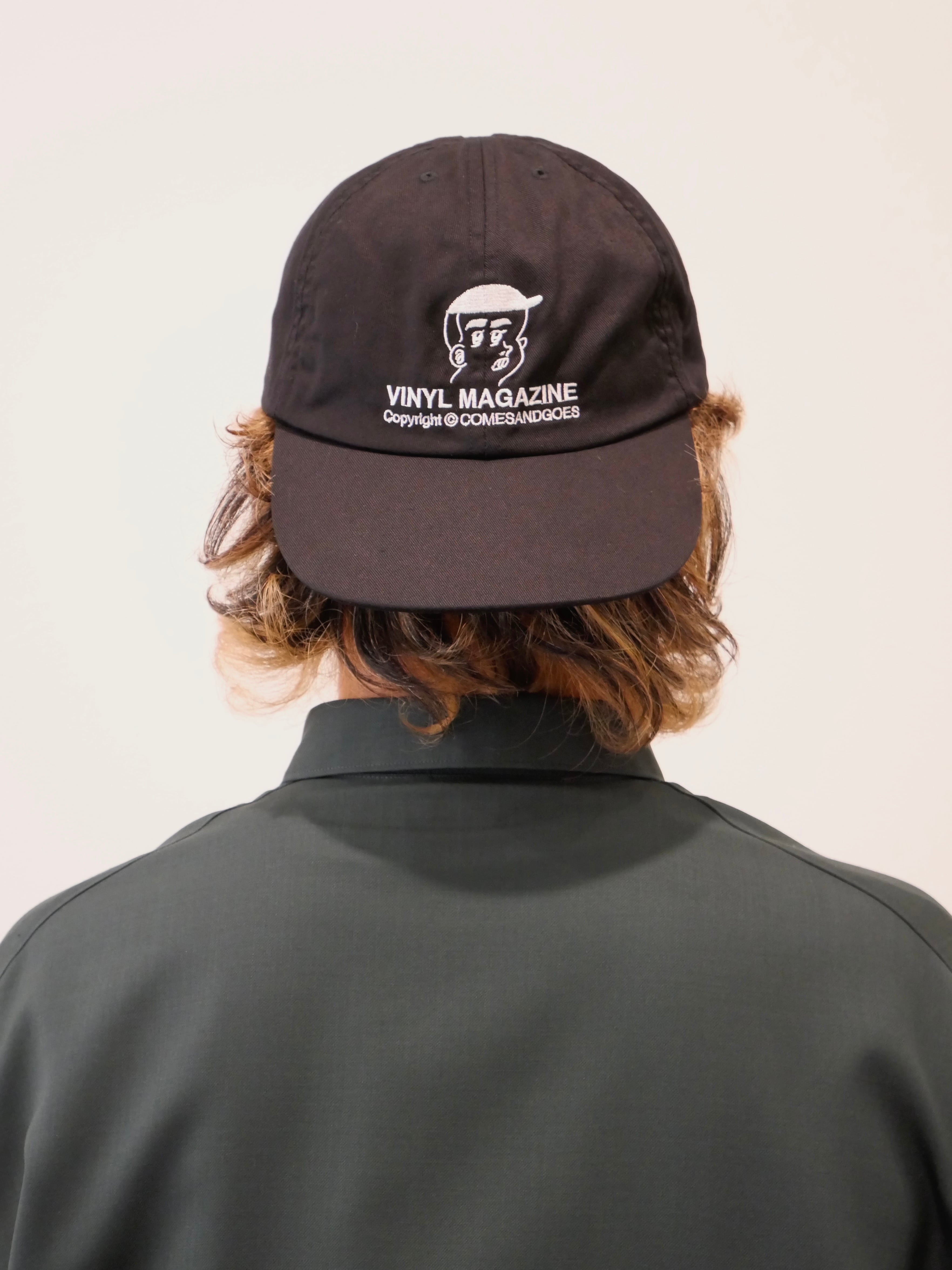 COMESANDGOES VINYL MAGAZINE CAP (Black) | CONSTRUCT1