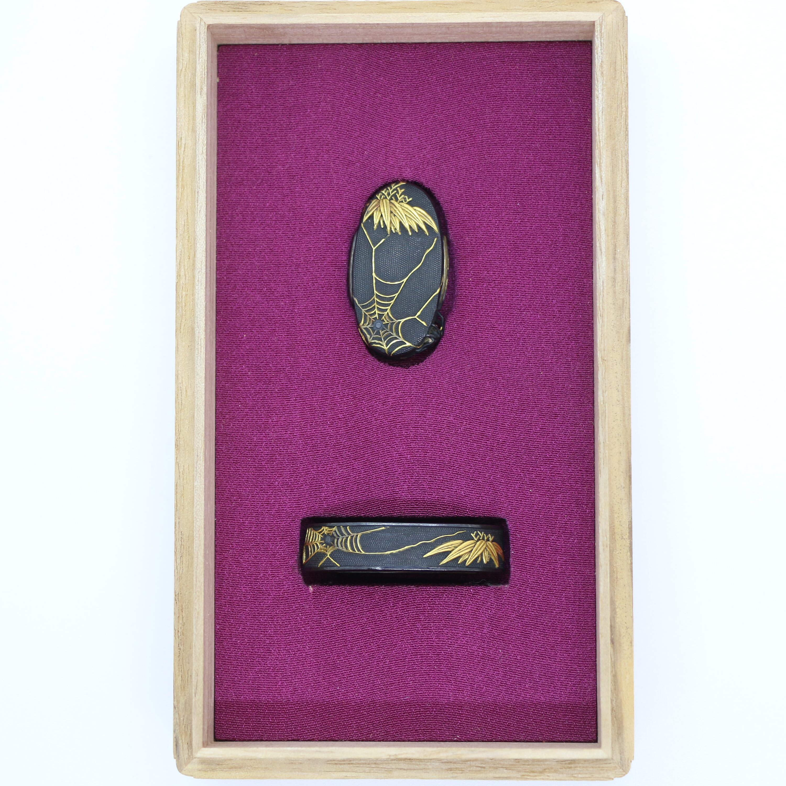 縁頭 笹蜘蛛図 無銘水戸