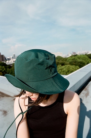 SUNHAT PINE GREEN