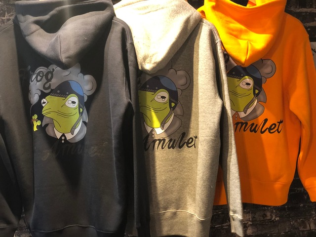 Frog Amulet カエルちゃんパーカー Frog Amulet