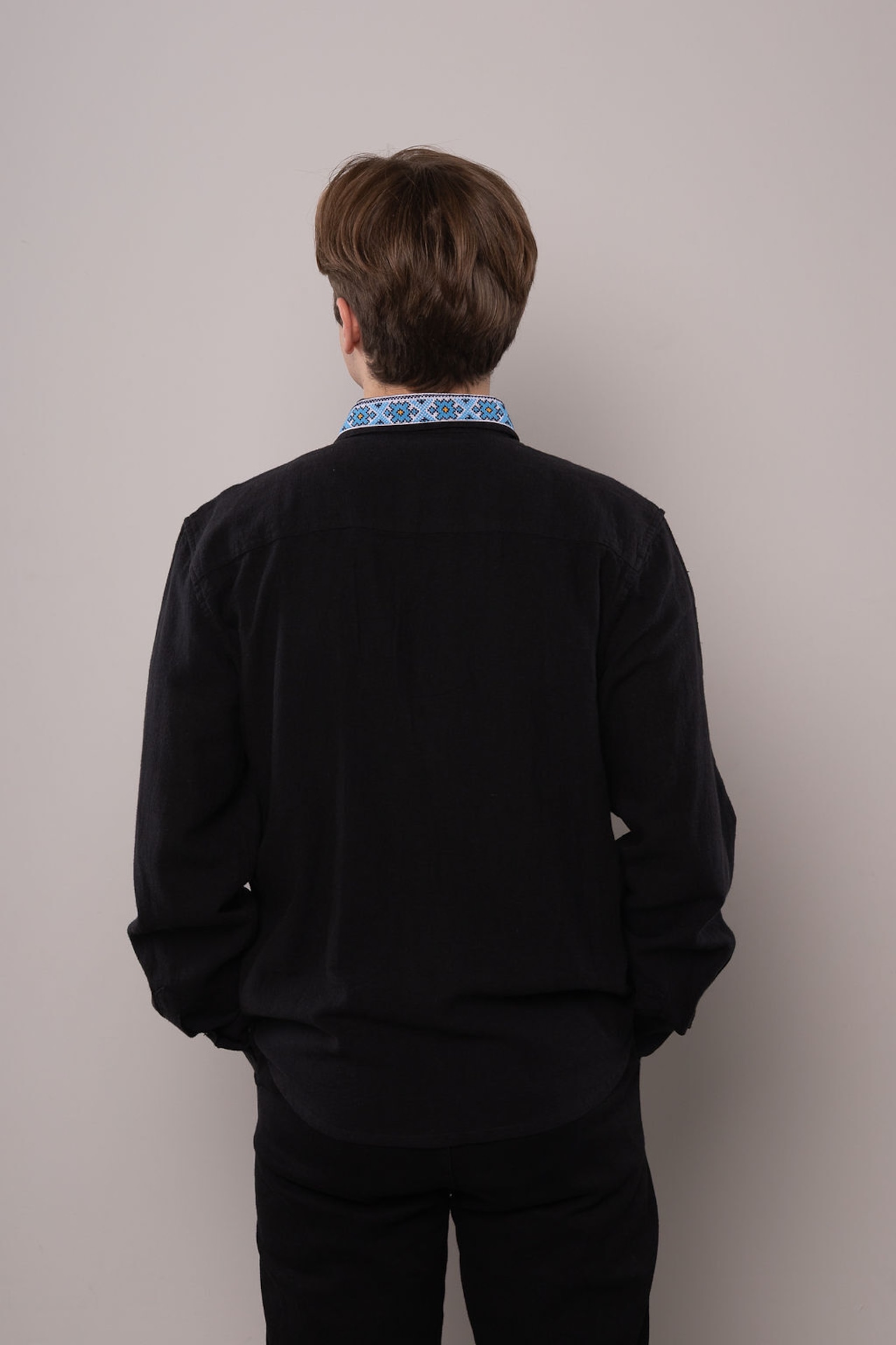 ウクライナ刺繍ヴィシヴァンカ　クロスステッチ手刺繍　Lサイズ　メンズ - 15