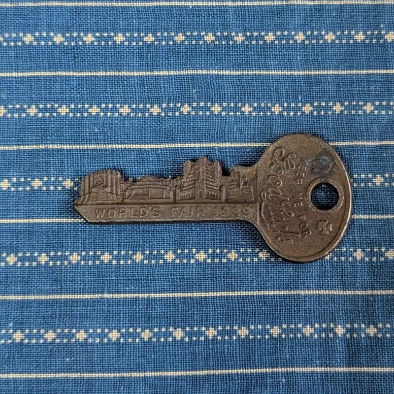 1933 シカゴ・ワールド・フェア 鍵 アドバタイジング ビンテージ 1933 CHICAGO WORLD'S FAIR Souvenir Key -B- | Wonder Wear