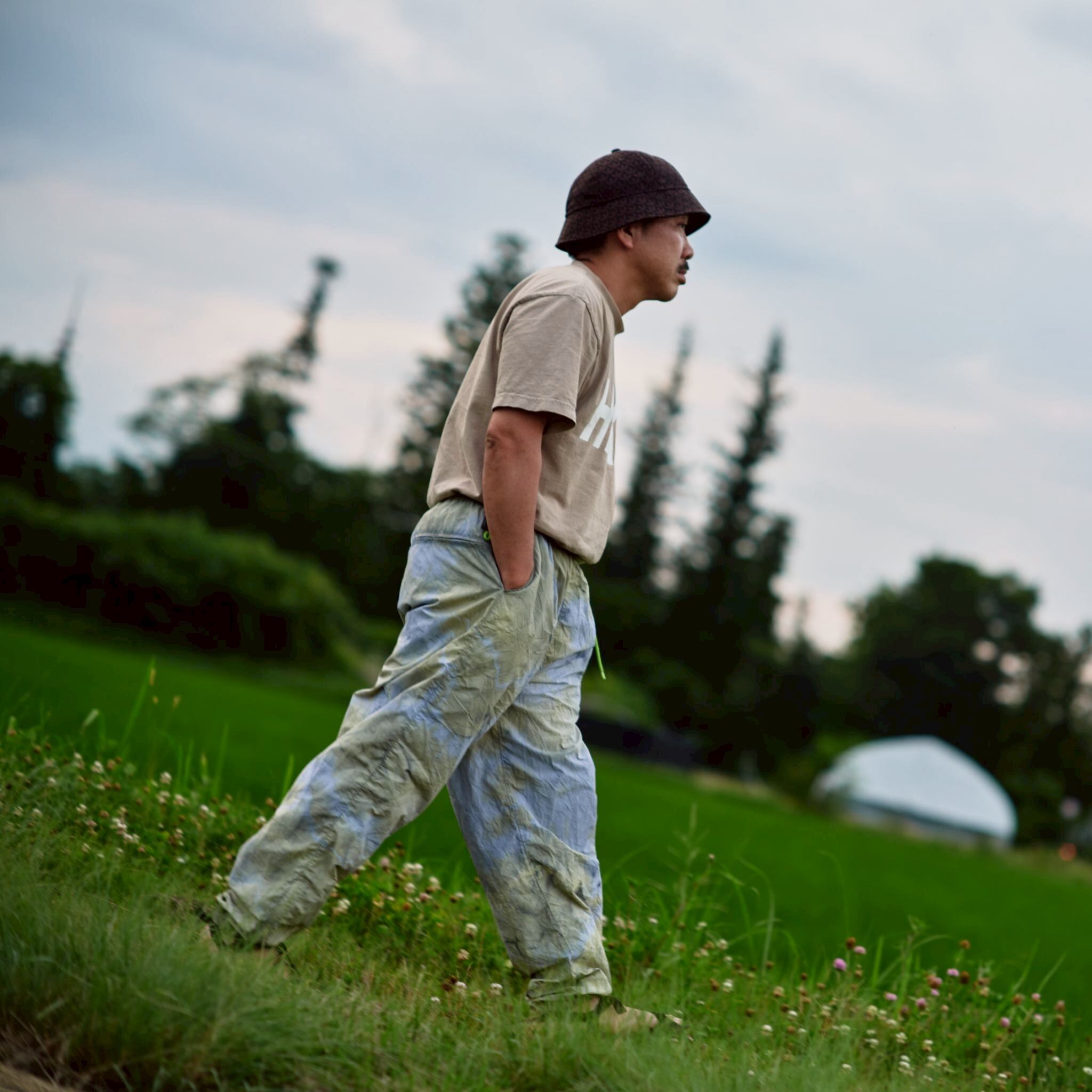 迷迭香（マンネンロウ）/ NYRON HARVEST TRAINER 噴湯丘 Edition <Tie